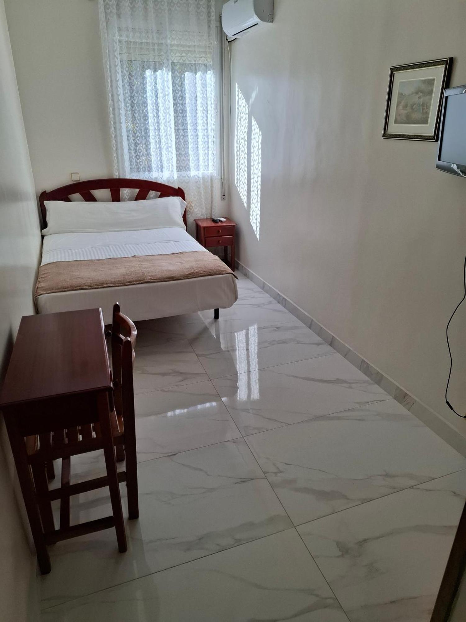 Hostal Villamanez Madrid Dış mekan fotoğraf