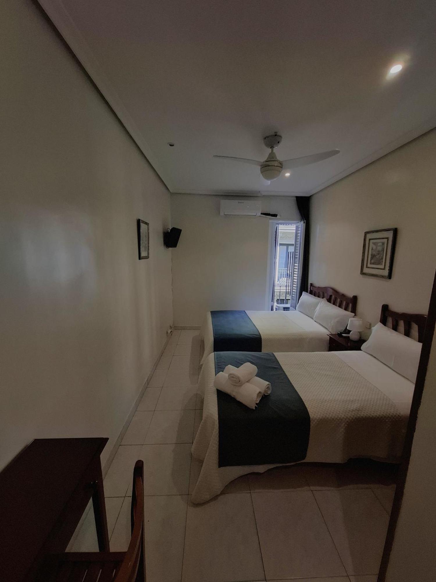 Hostal Villamanez Madrid Dış mekan fotoğraf